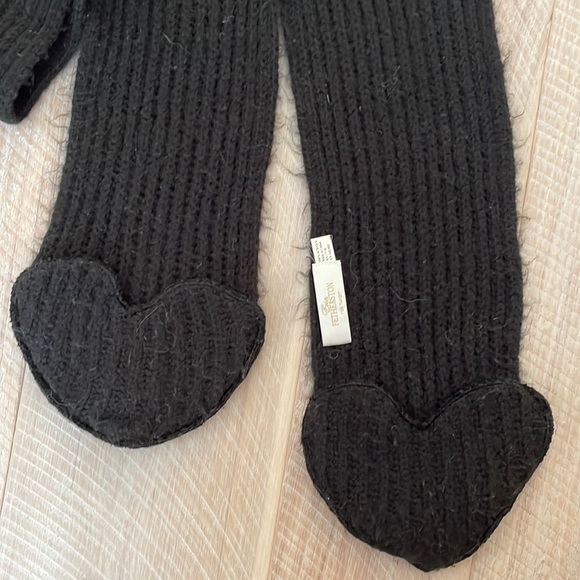 Erin Fetherston ❤️ heart scarf. - Picture 3 of 9